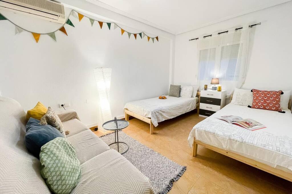 Coqueto Y Amplio Apartamento A 15 Min De La Playa Alicante Eksteriør bilde